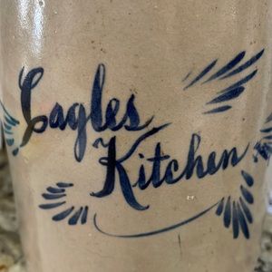 Meet your Posher, Leigh